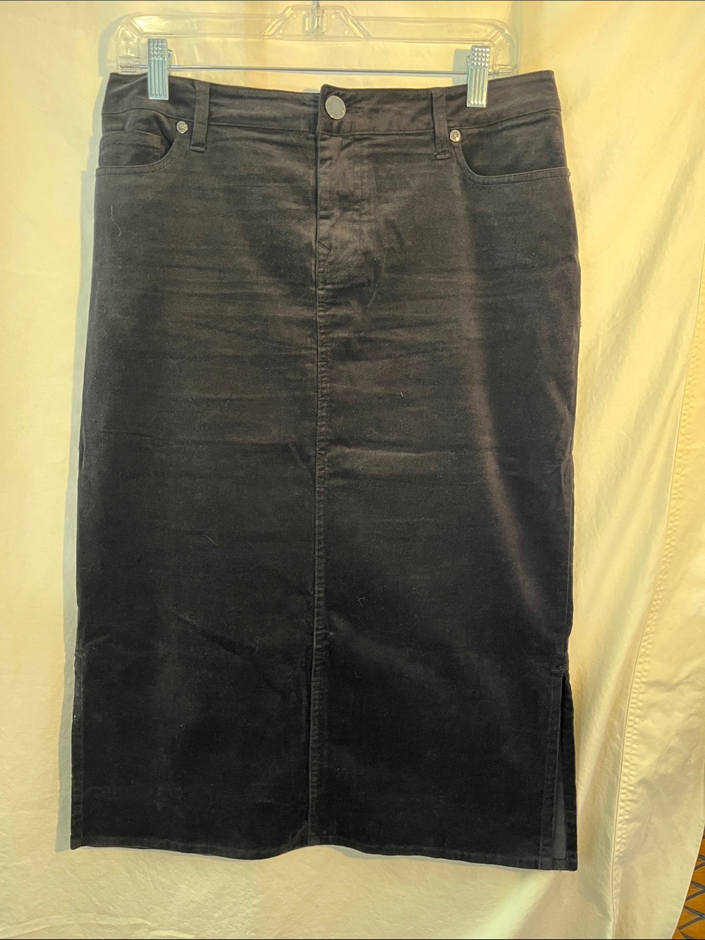 DG2 Black Velvet Pencil Skirt 10P NIB